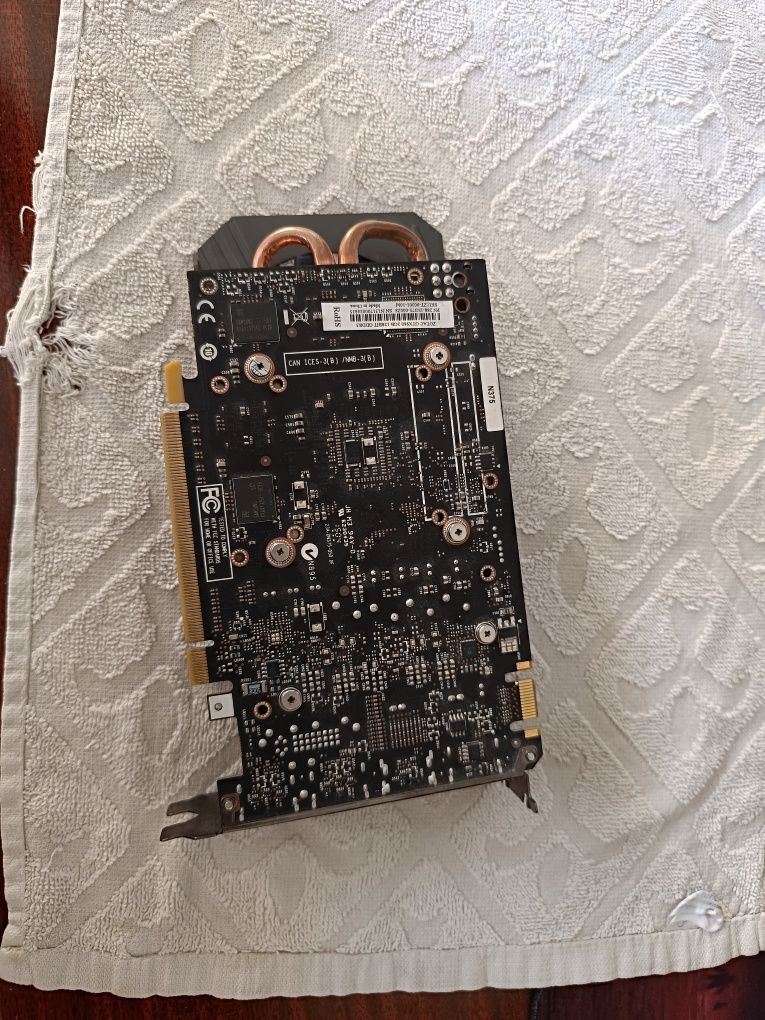 Видеокарта GTX 960 2GB.