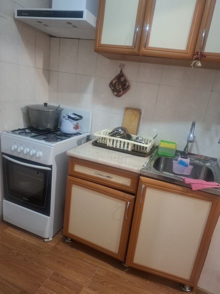 Kvartiraga qizlar olaman