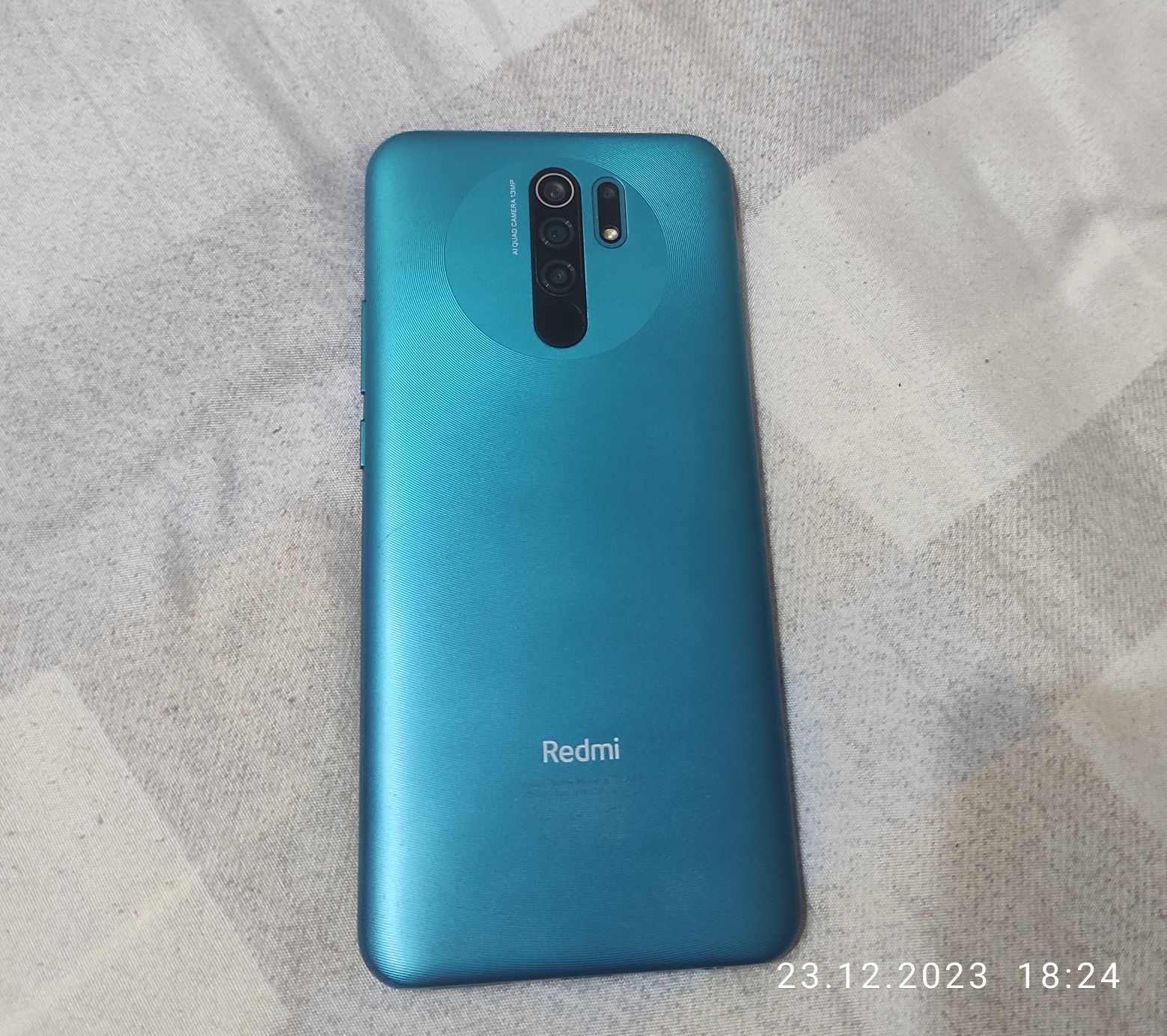 Продаю телефон XIAOMI Redmi 9