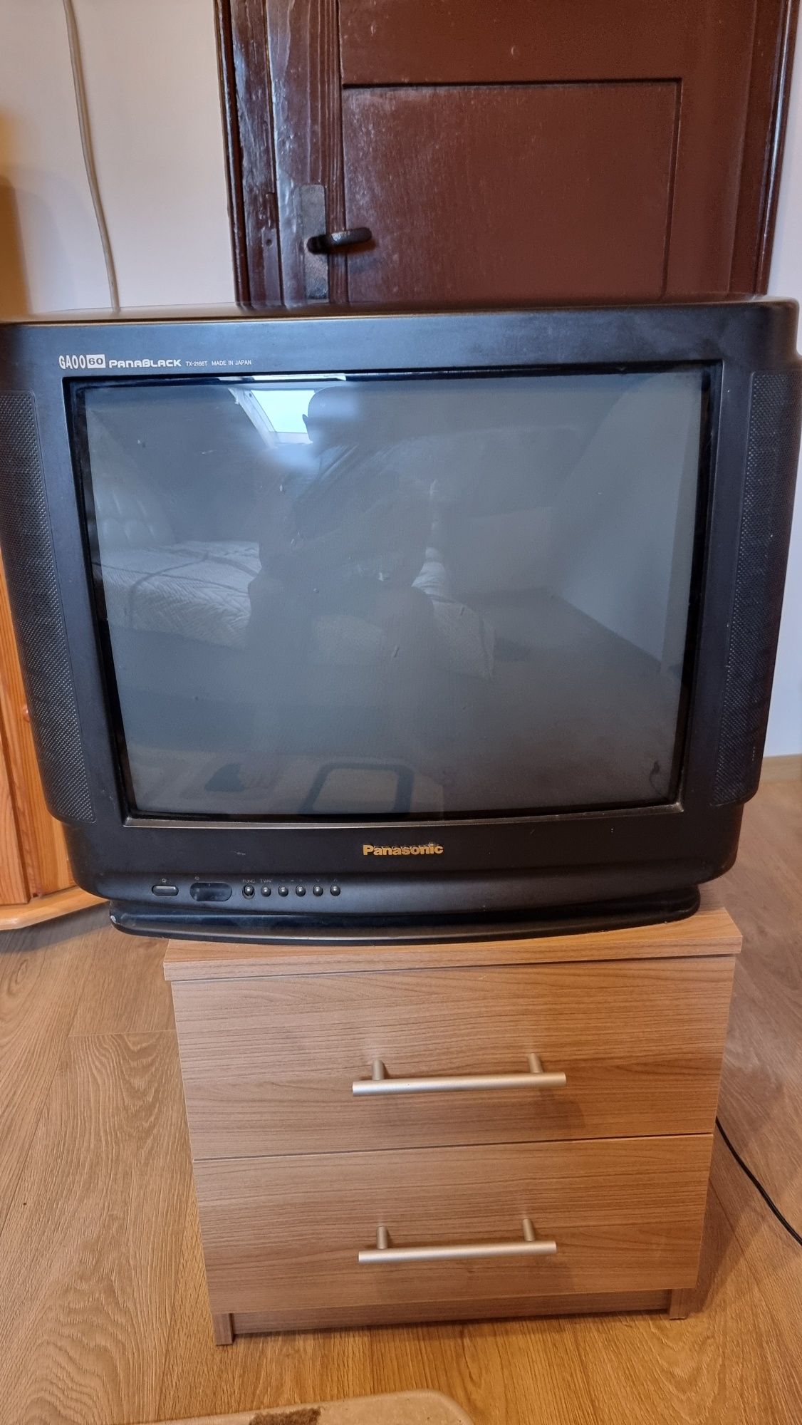 Телевизори Panasonic 25" и 21"