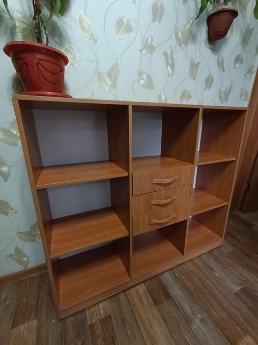 Стелаж для книг и  документов