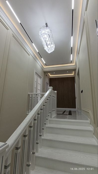 Zenitda uy sottiladi