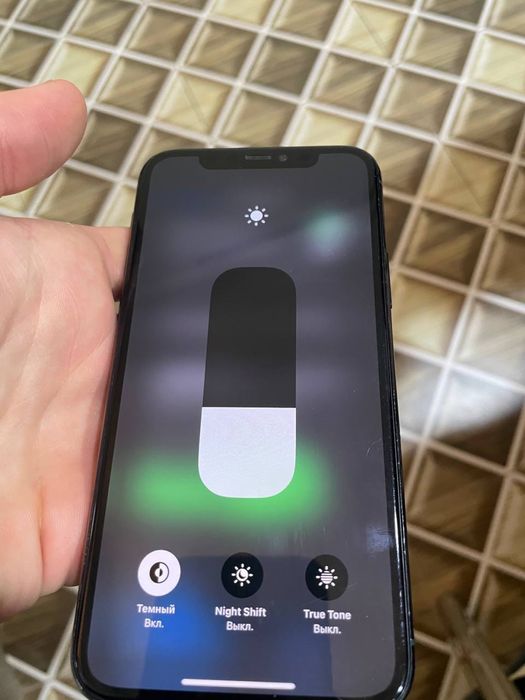 IPHONE 11pro - 256gb, mosh rang ishlashi juda ham yaxshi uzm ishlatgan