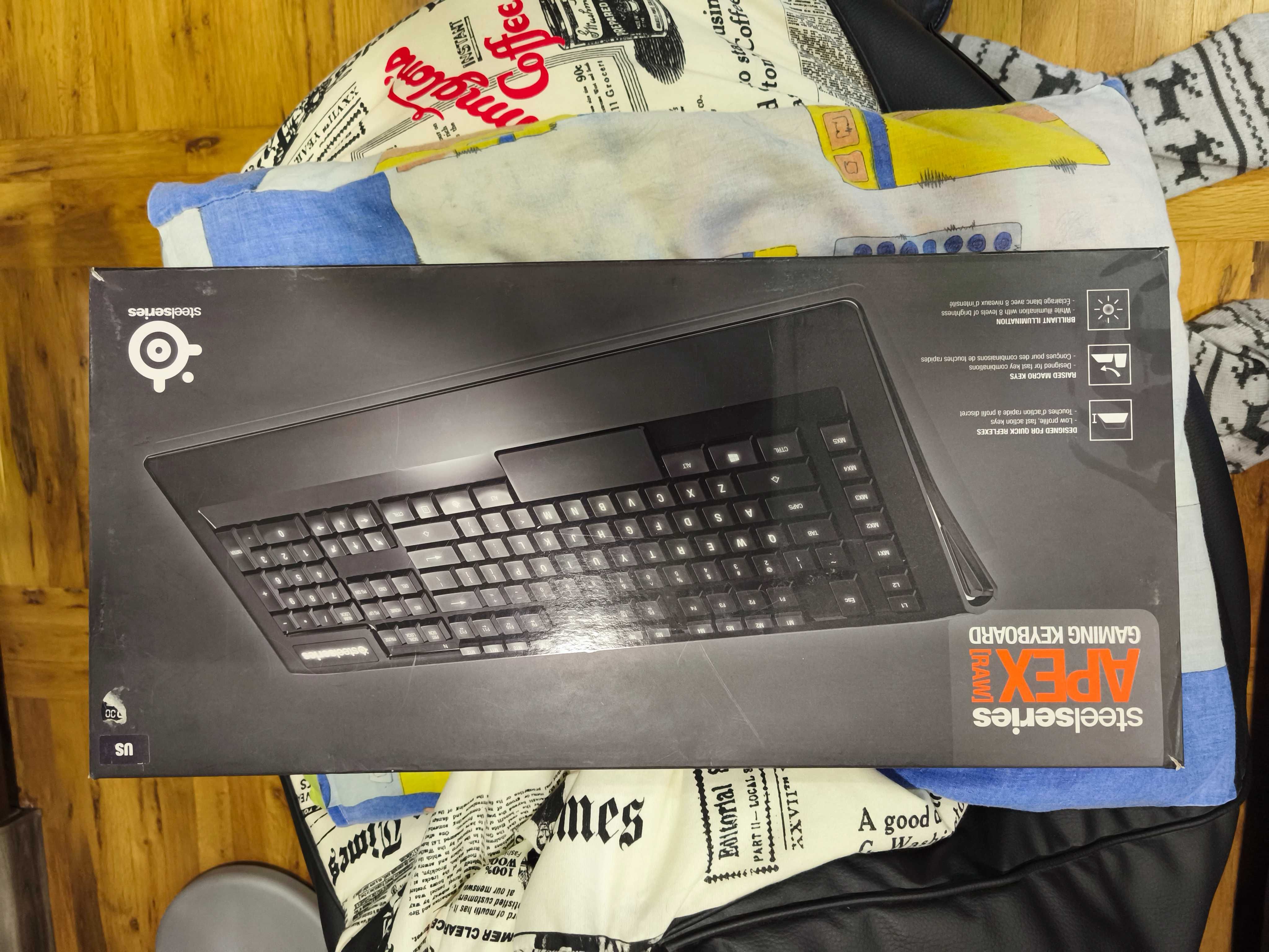 steelseries Apex raw gaming keyboard