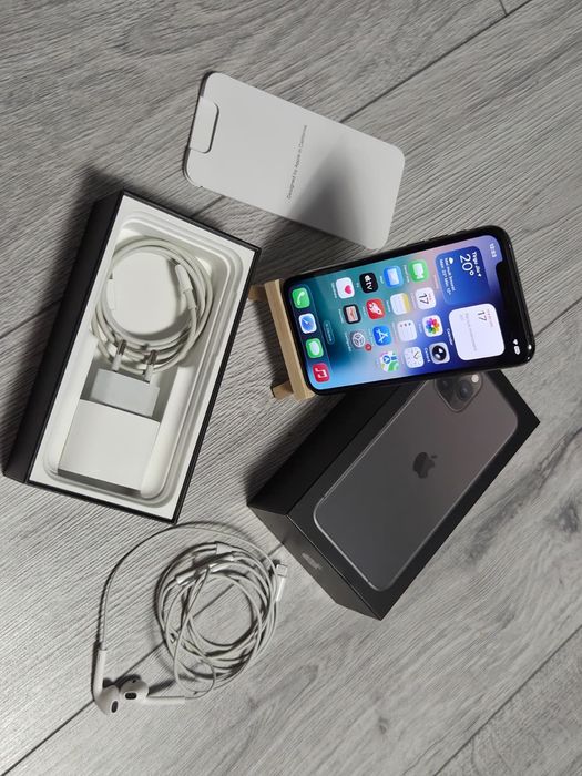 Vând iPhone 11 Pro, 64GB