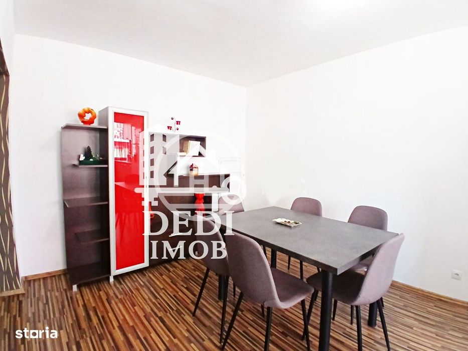Apartament de vânzare cu 3 camere în zona Rogerius, Oradea