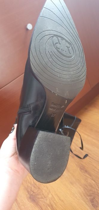 Cizme piele, noi