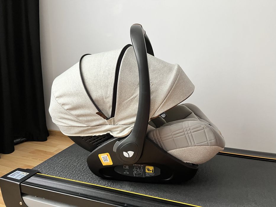 Scoica auto inclinabila Joie i-Size i-Level Recline Signature Oyster