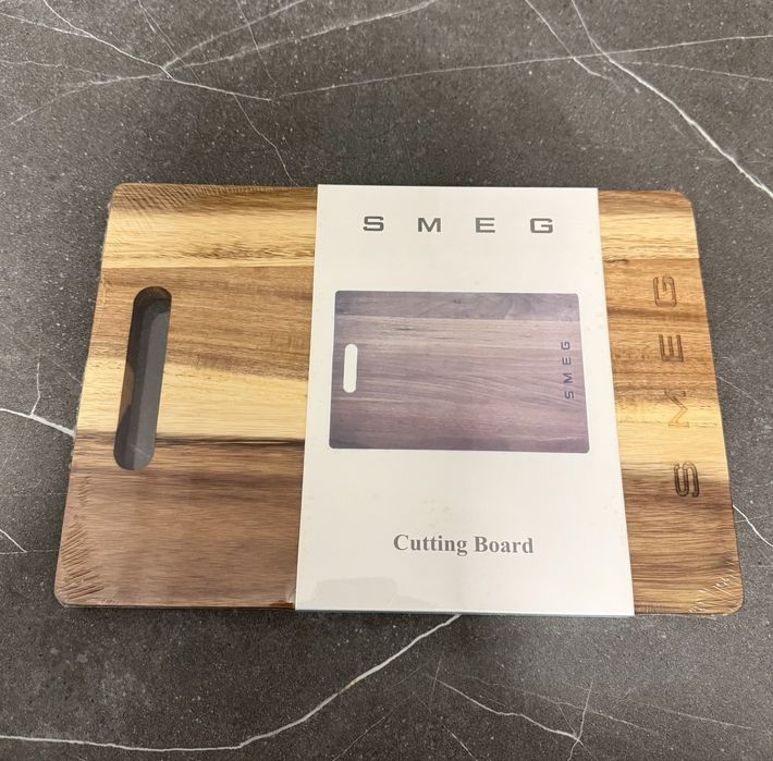 Tocator lemn Smeg, nou