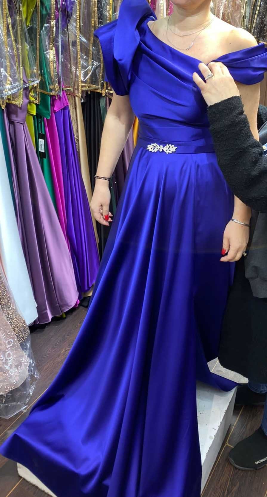 Rochie seara noua, Turcia