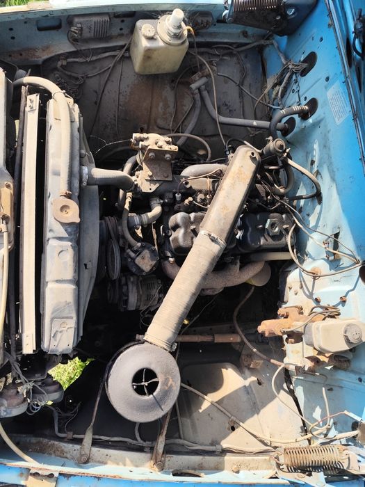 Vând motor ARO fi102