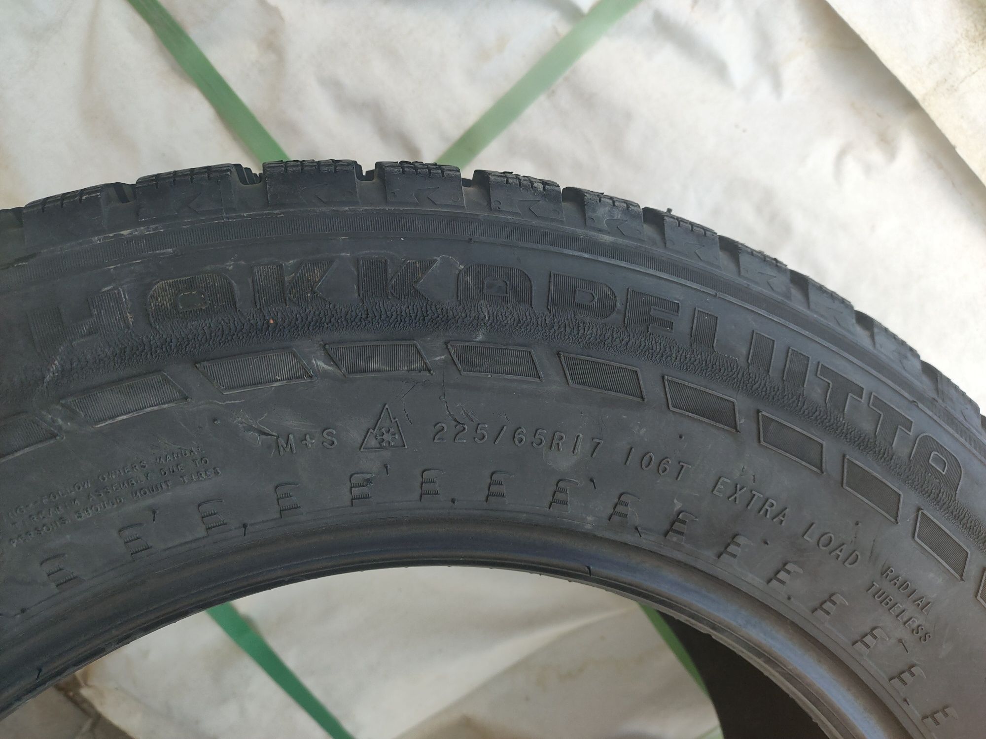 Шины зимние 225/65 R17