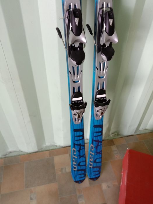 Горные лыжи  с батинками 39 размер