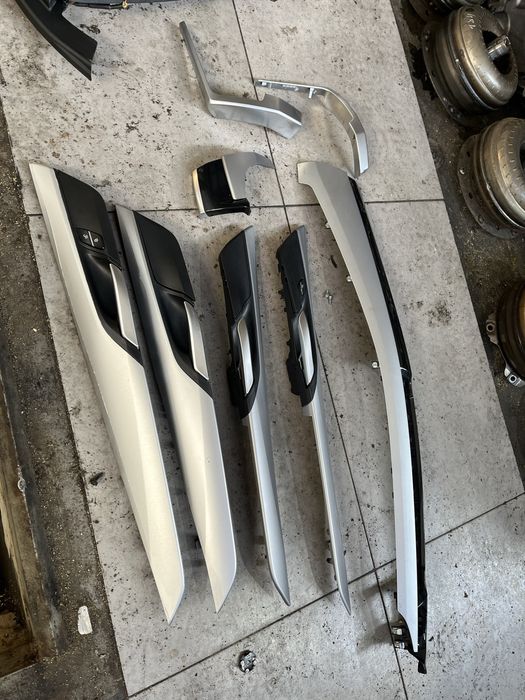 Интериорни лайстни бмв х6 ф16 ( interiorni laistni bmw x6 f16 )