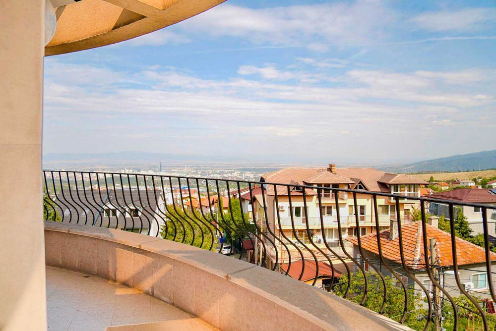 Продава луксозна сграда в ж. кв. Симеоново