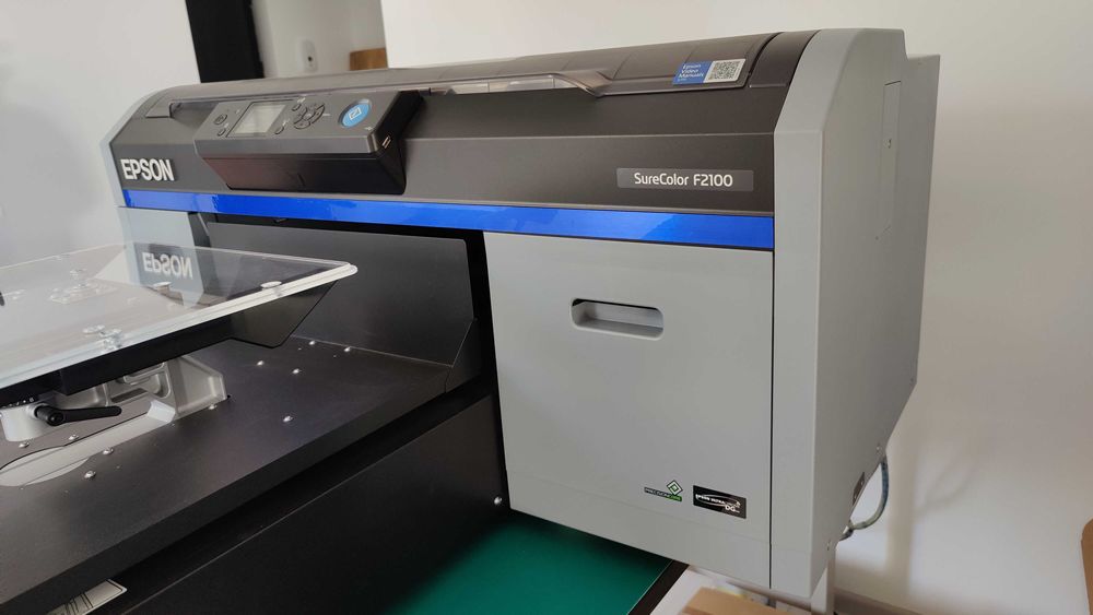 Imprimanta DTG EPSON F2100 si presa Termica TS3M