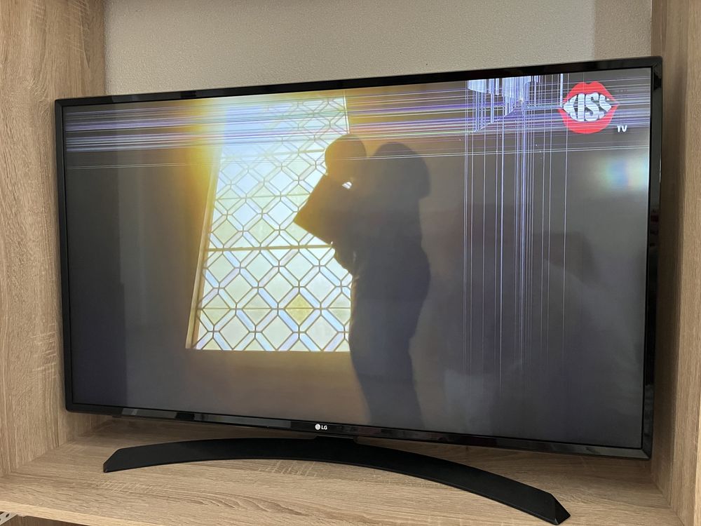 Televizor LED Smart LG