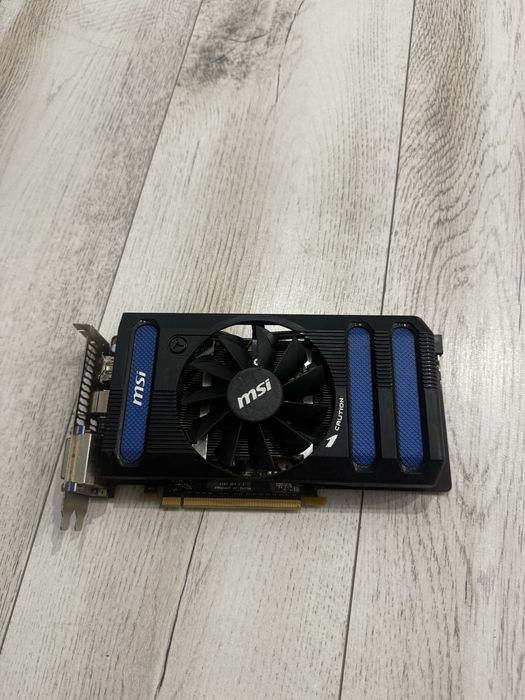 Placa video gtx 570 nvidia si placa video msi 2gb