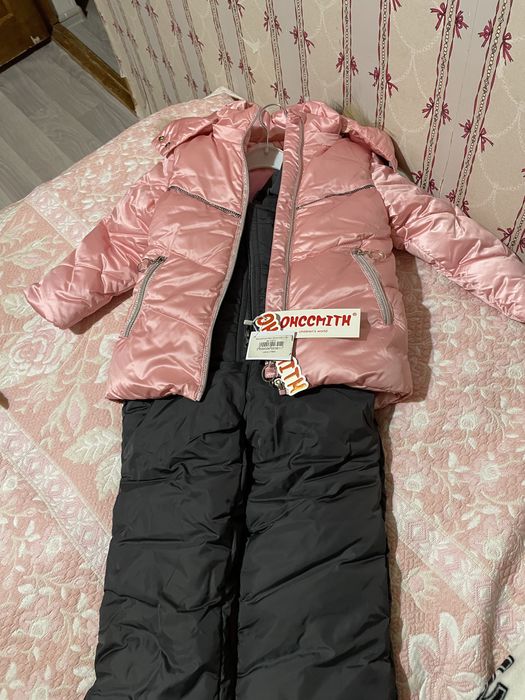 новый зимний костюм 3-5 лет,92 см