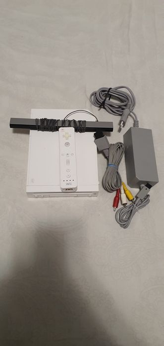 Vând Nintendo Wii Complet