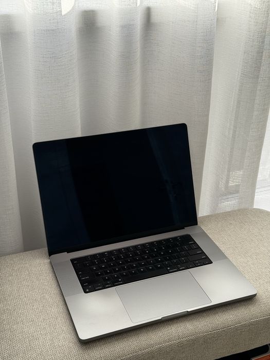MacBook Pro 16 - M1 Max