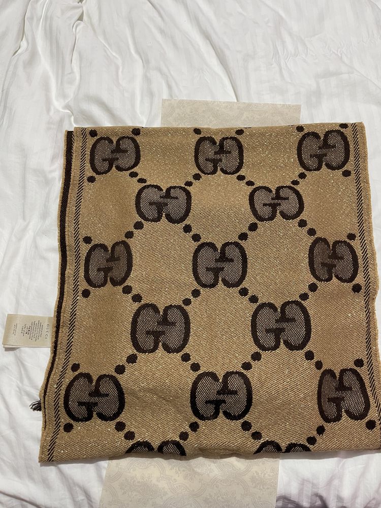 GUCCI SCARF original