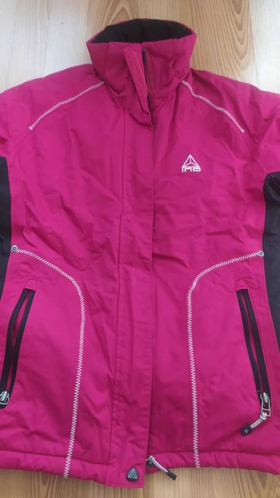 Дамско скиорско яке