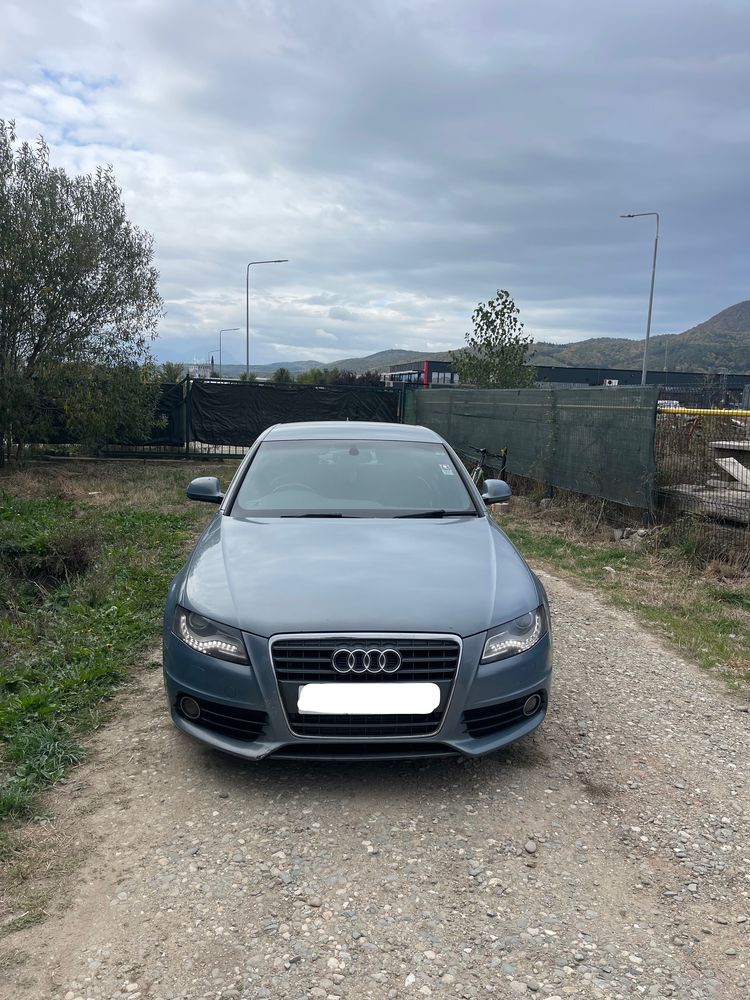 Dezmembrez audi a4 b8