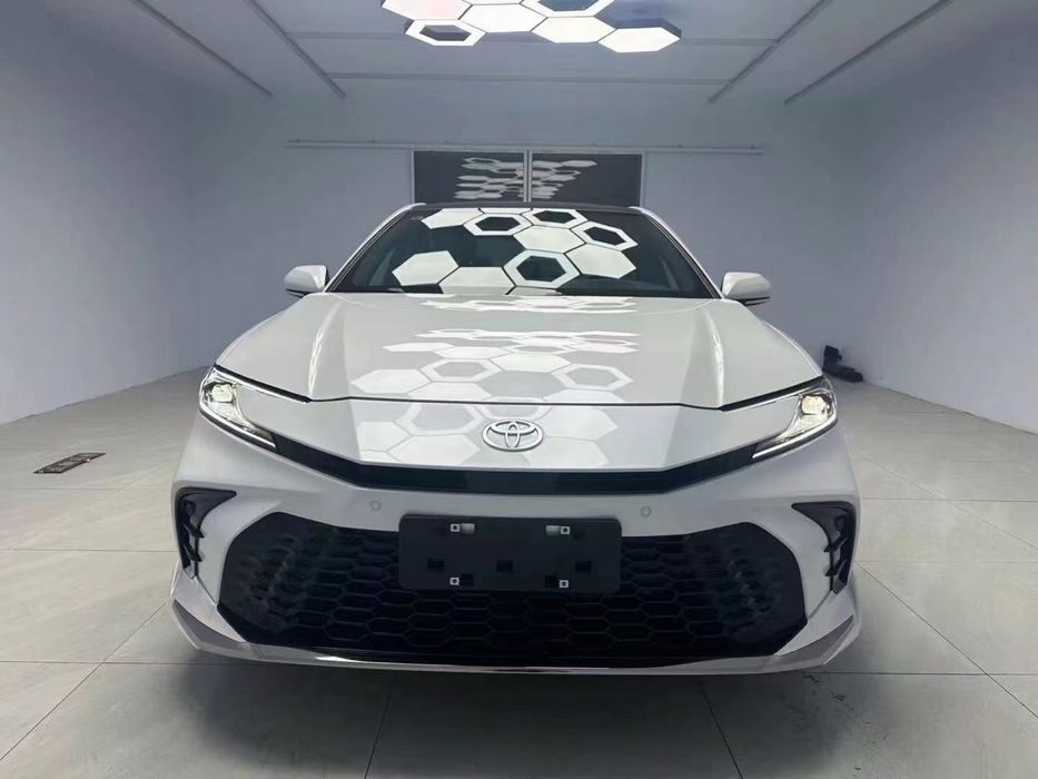 Toyota Camry 2.5 Hybrid