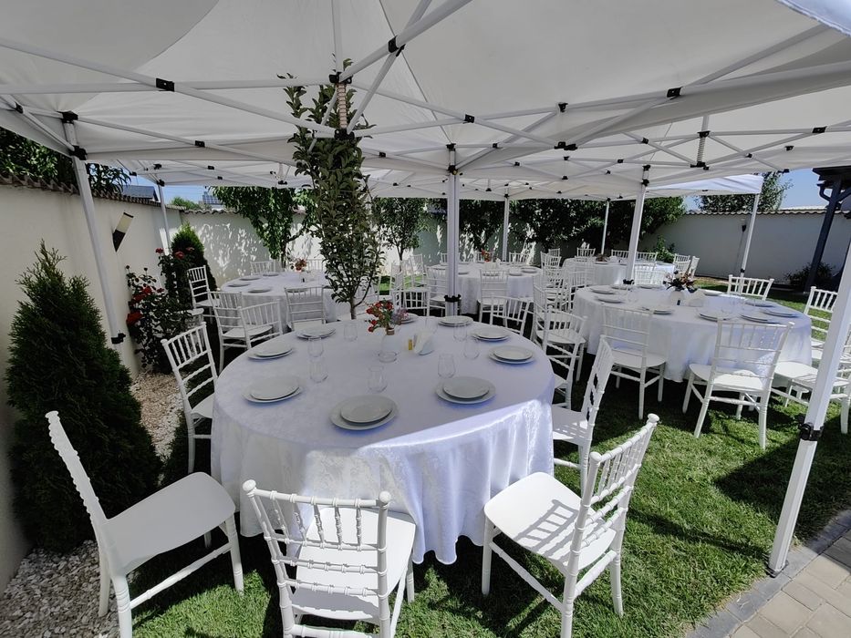 Mese + scaune evenimente full accesorizate  + pavilion