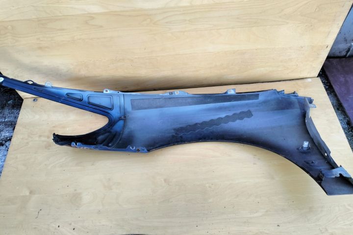 Aripa  albastra Dreapta Peugeot 607 prima generatie