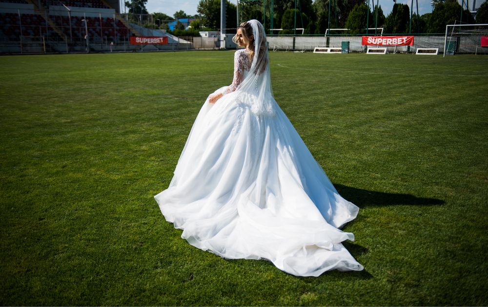 Vand rochie de mireasa Aryanna Karen