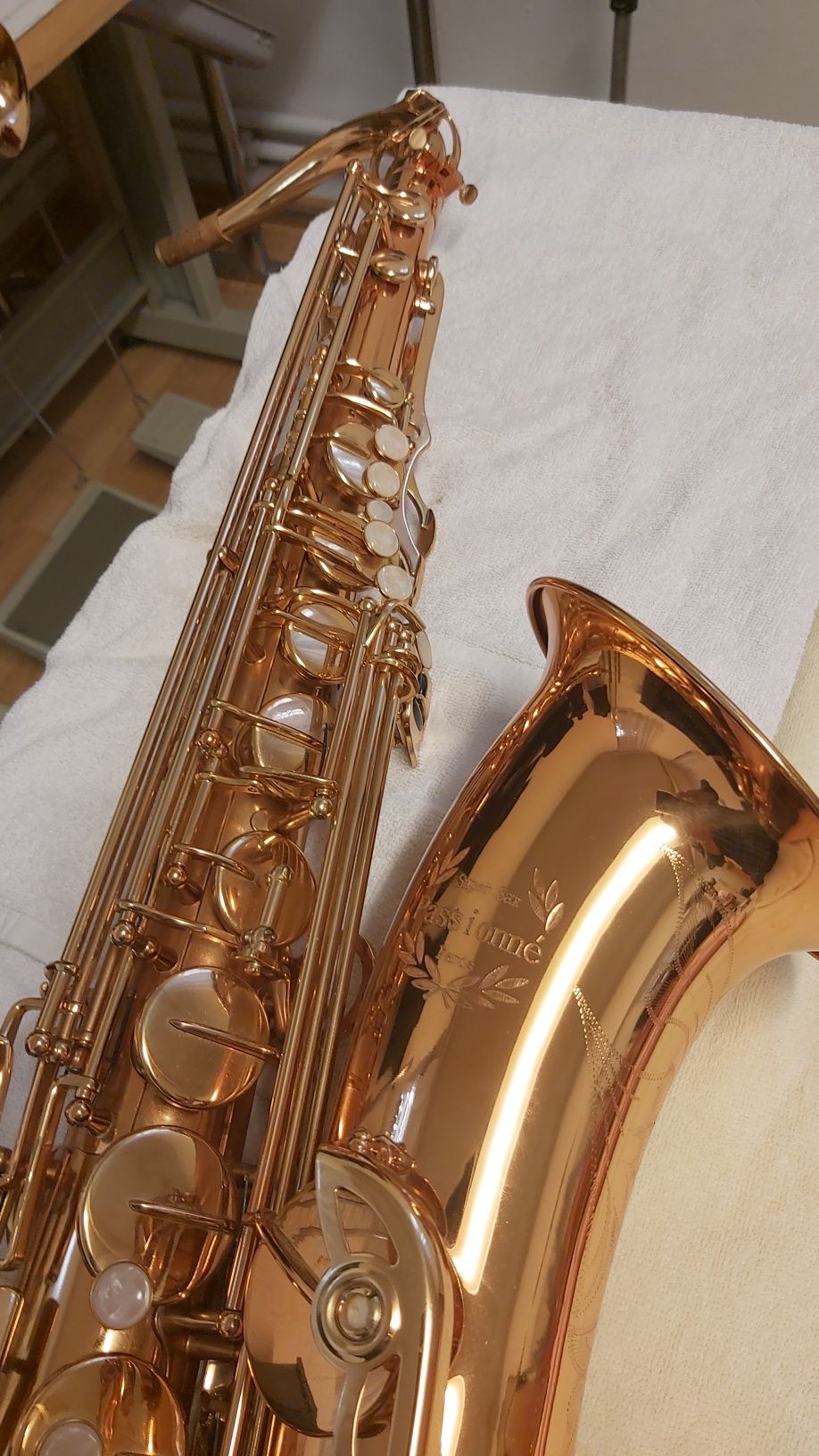 Saxofon tenor profesional