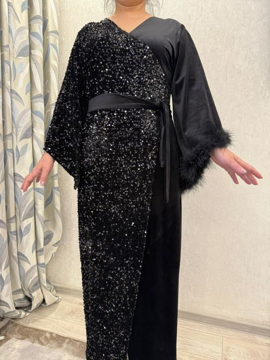 Продается длинное платье