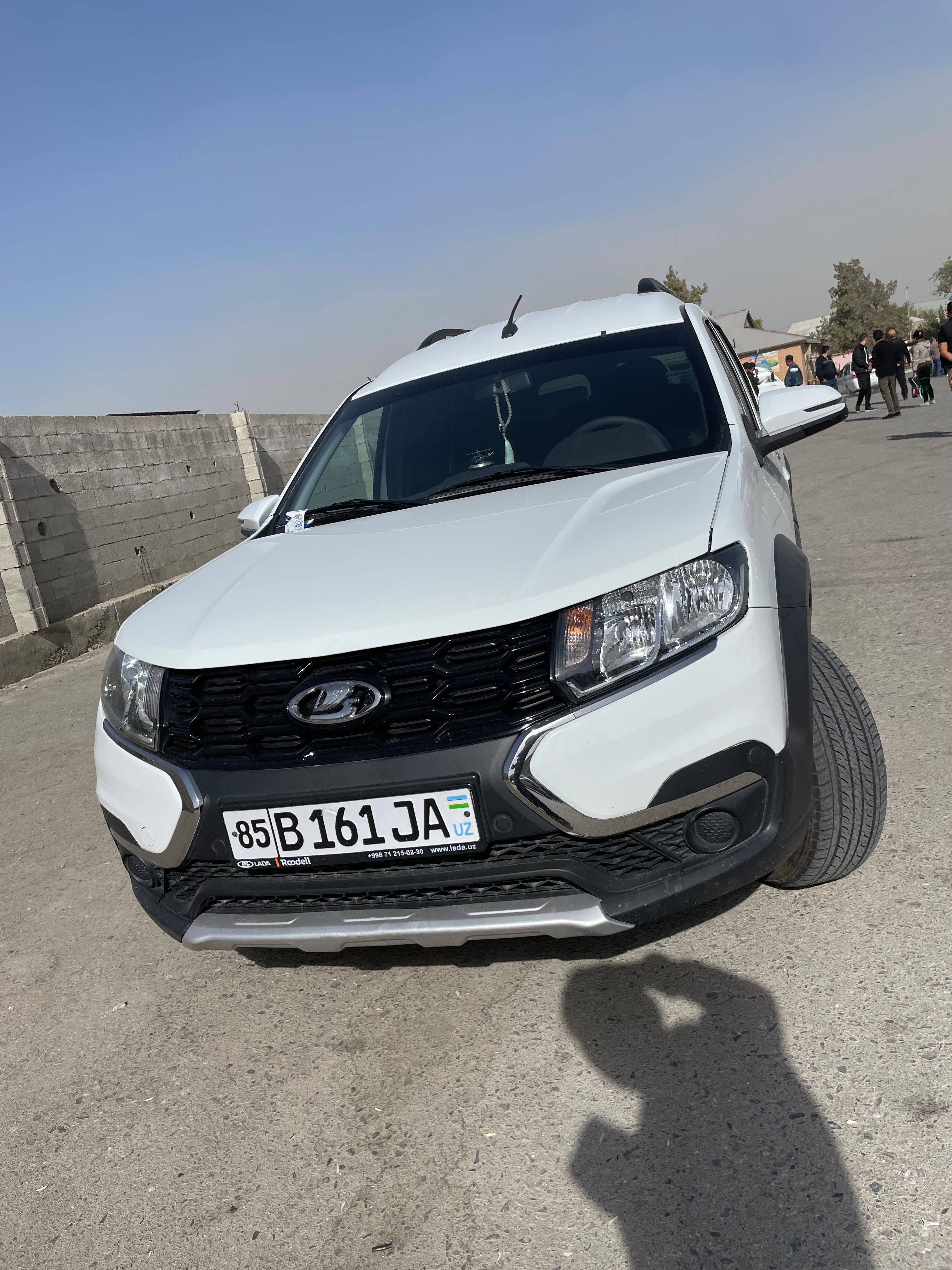 LADA LRGUS full padetsiya