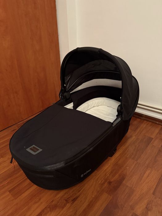 Cybex Priam 4 SE Deep Black, 2-in-1 (Landou + Scaun) + Accesorii