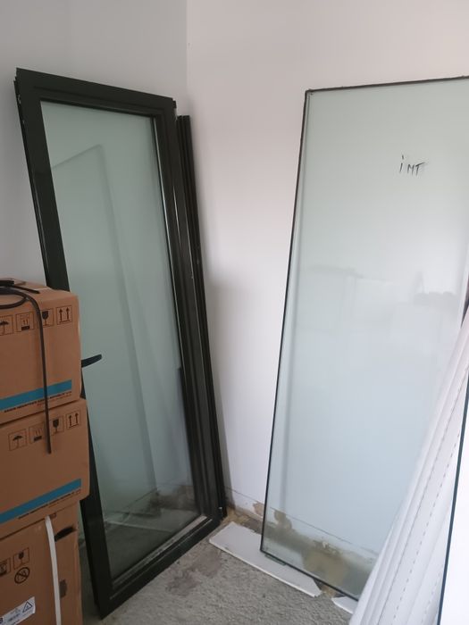 Vând termopane aluminiu și rabatat