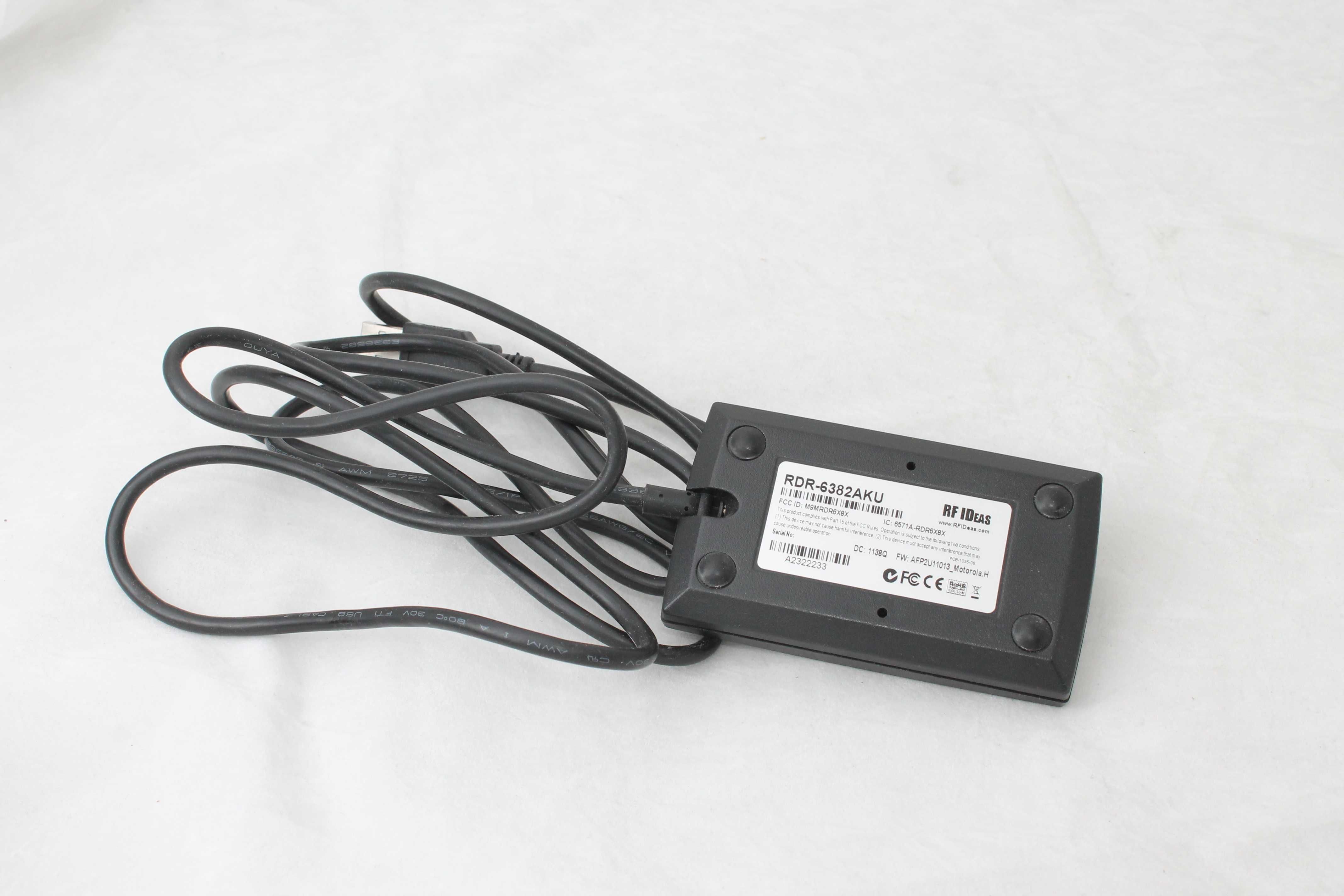 Cititor RFID card RF IDeas RDR-6382AKU pe USB