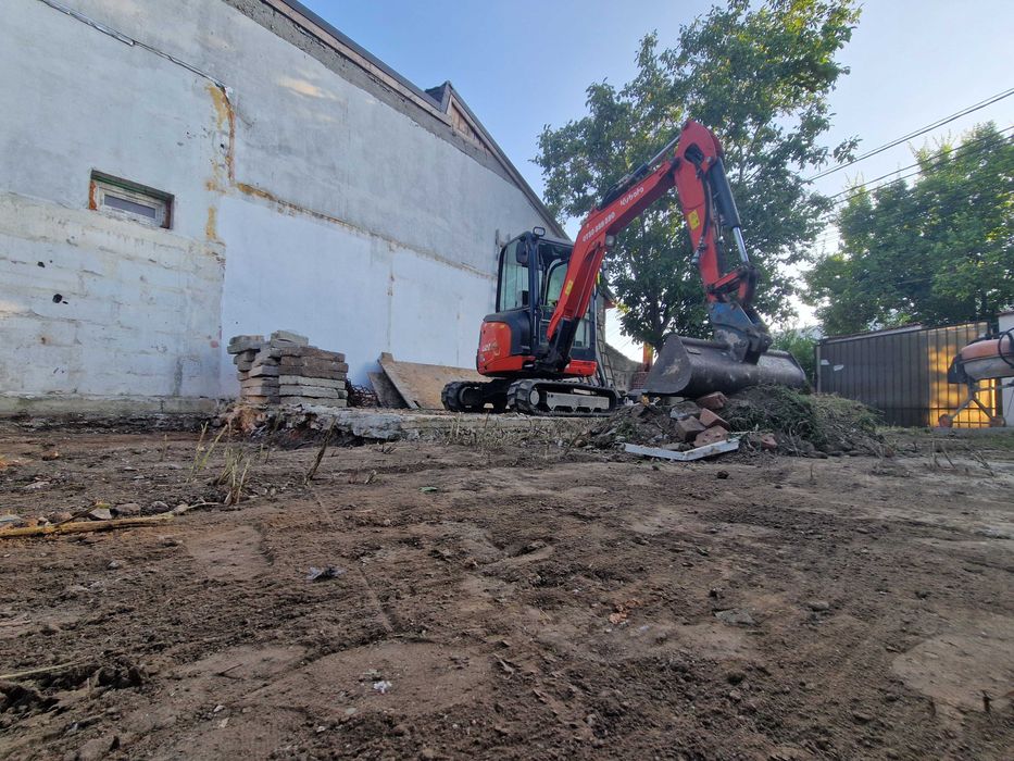 excavator + deservent / fundatii / canalizari / terasamente / gaz