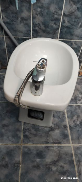 Bideu+Baterie cu furtune