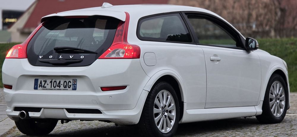 ///VOLVO C30 R DESIGN FACELIFT/// An 2011/// 1.6 Diesel///