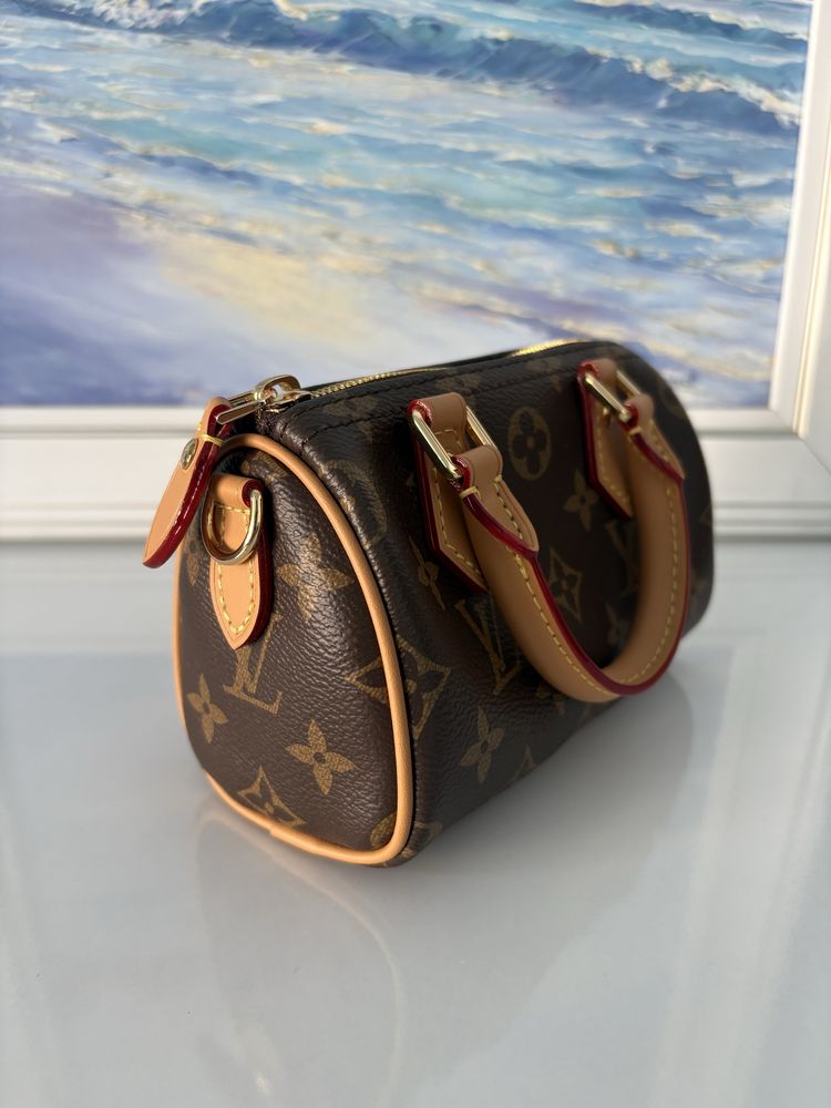 Дамска чанта - Louis Vuitton