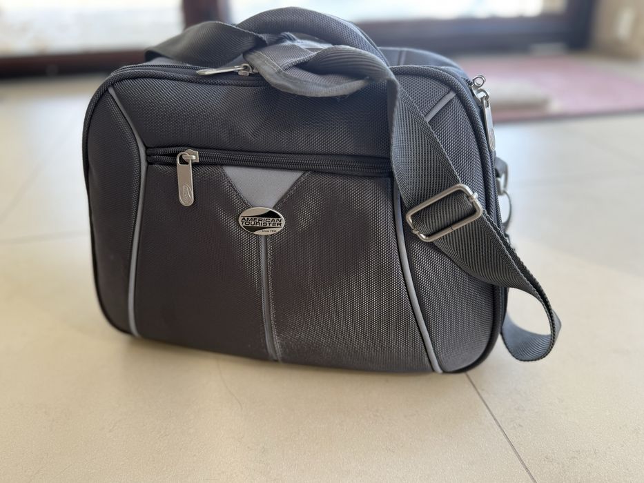 Оригинална чанта за пътуване American Tourister
