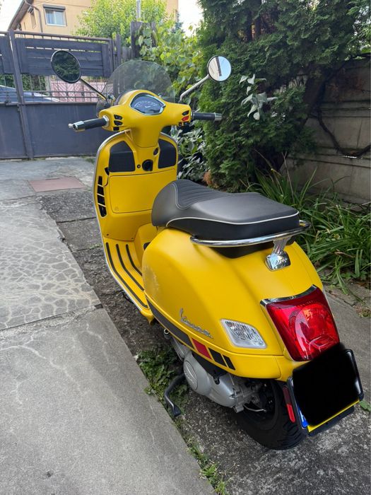 Vespa GTS 300 / 2018 / 9000 km