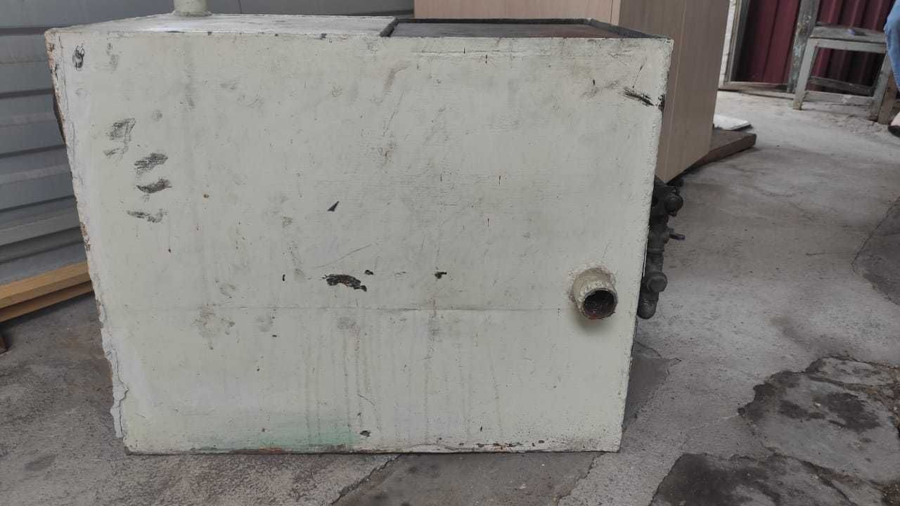 Продам газовую печь напольную б/у