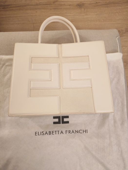 Оригинала чанта ЕЛИЗАБЕТА ФРАНЧИ