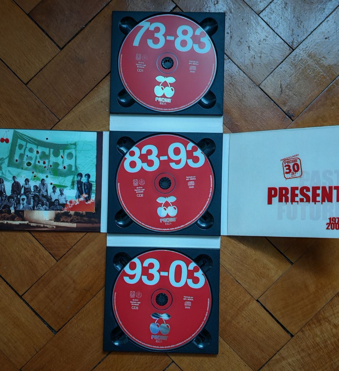 Продавам музикални CD