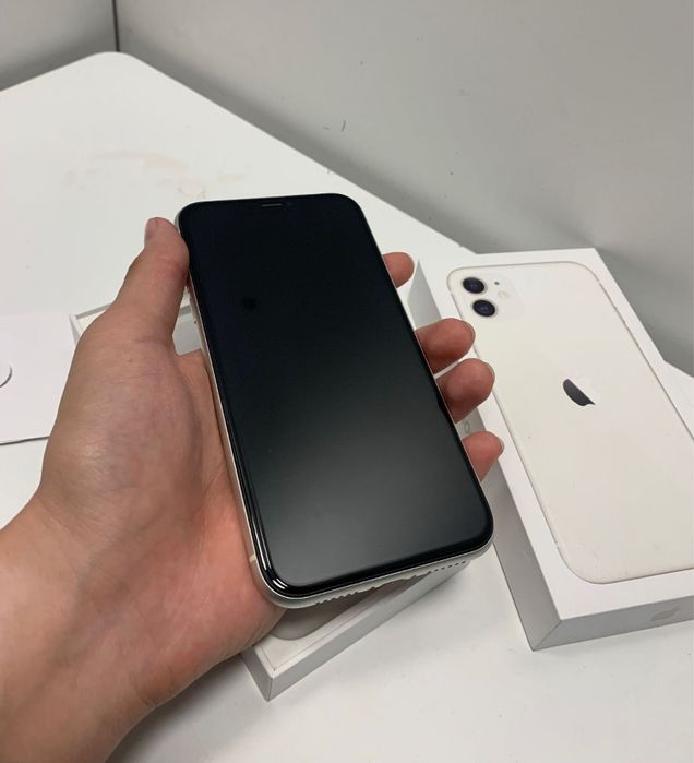 iPhone 11 с гарантией