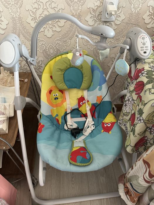 Продам качелю люльку