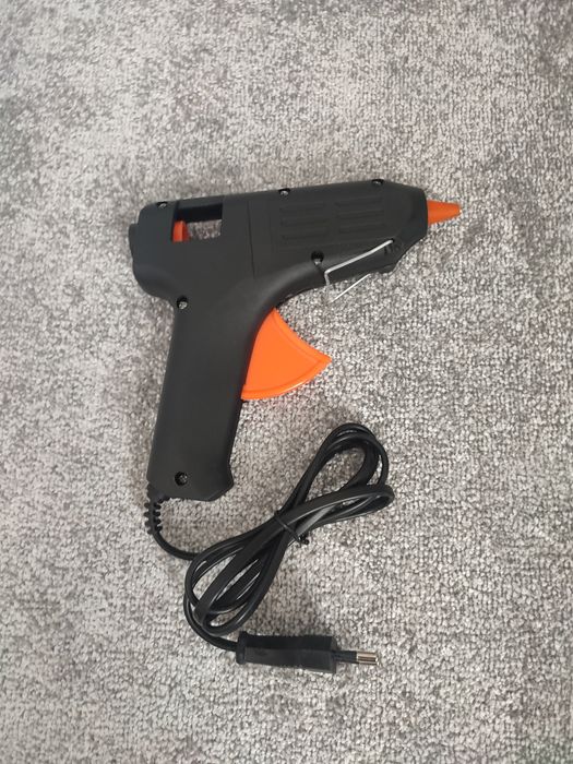 Пистолет клеевой